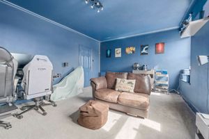 Photo 16- click for photo gallery